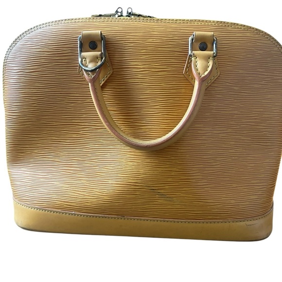 LOUIS VUITTON Epi Alma Hand Bag Yellow, Pre-Loved, comes with COA! - Picture 6 of 14